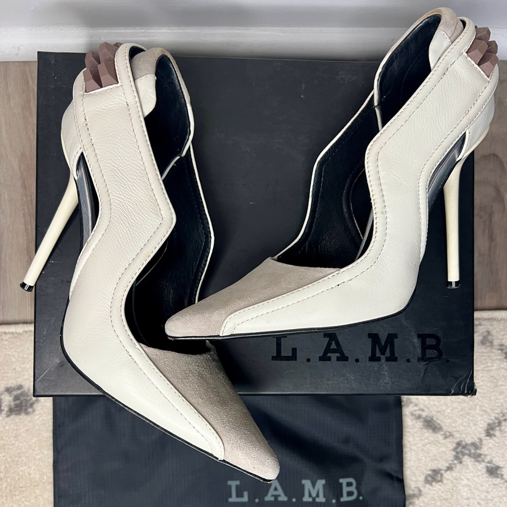 L.A.M.B. Enforcer Enforcee White Grey Heel Pump 7.5M